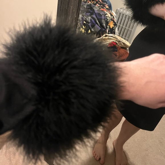 Black feather sleeved Calvin Klein feather dress. - Picture 3 of 6